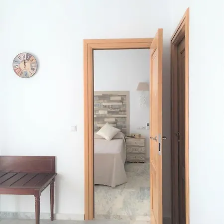 Mariam House فندق كاديز