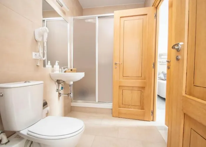 Mariam House 酒店 加的斯