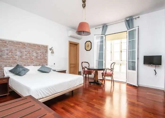 Hotel Mariam House *